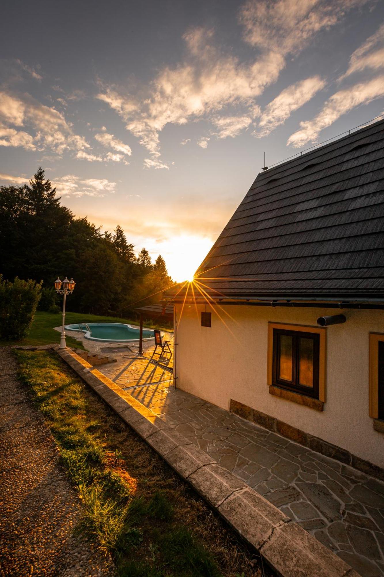 Chata Zvonecek Jiřetín pod Jedlovou Buitenkant foto