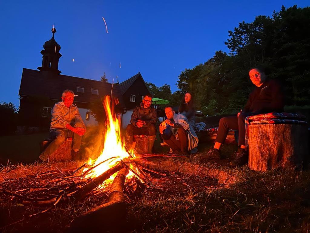 Chata Zvonecek Jiřetín pod Jedlovou Buitenkant foto